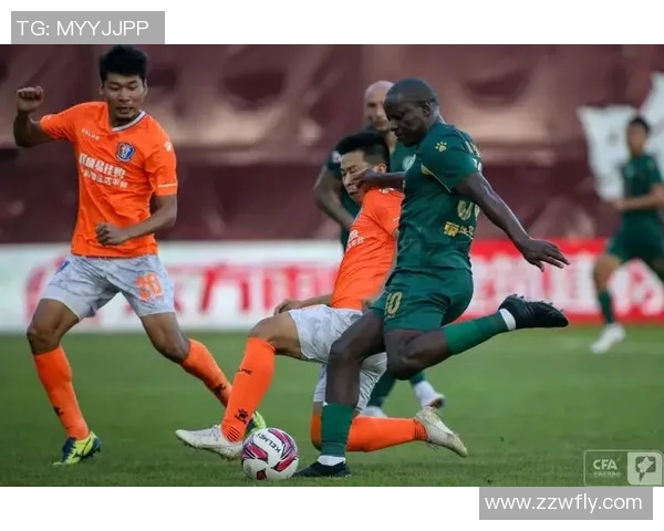 绿城与江西联盛激战正酣谁能在这场对决中笑到最后